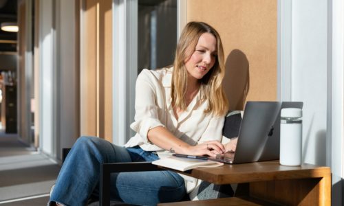 digitale nabovarsler