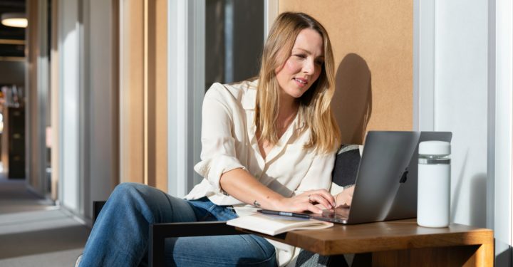 digitale nabovarsler